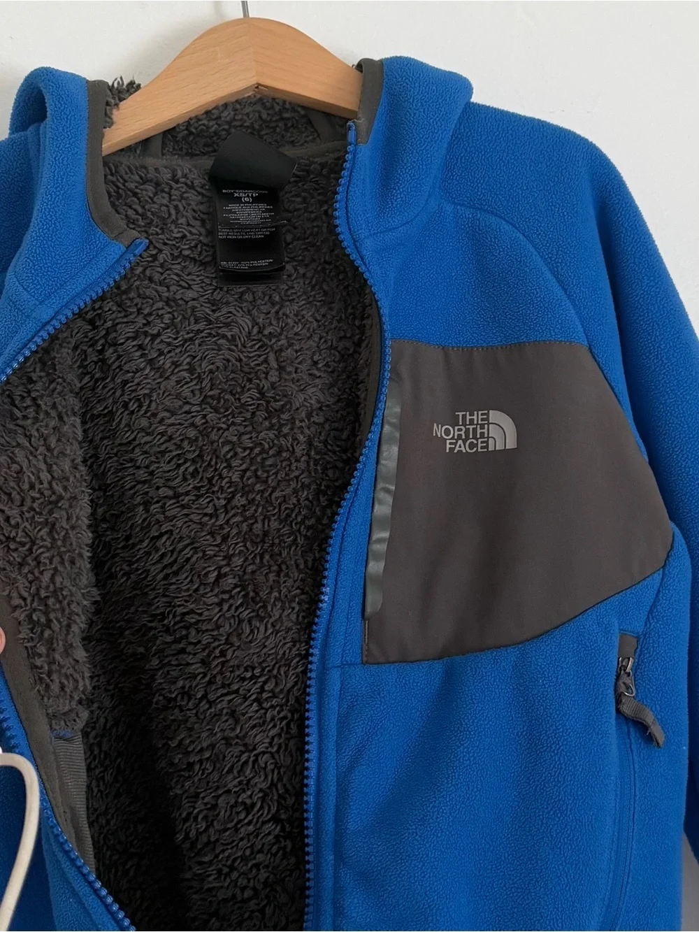 The North Face Boys Blue Chimborazo Zip Up Hoodie Jacket